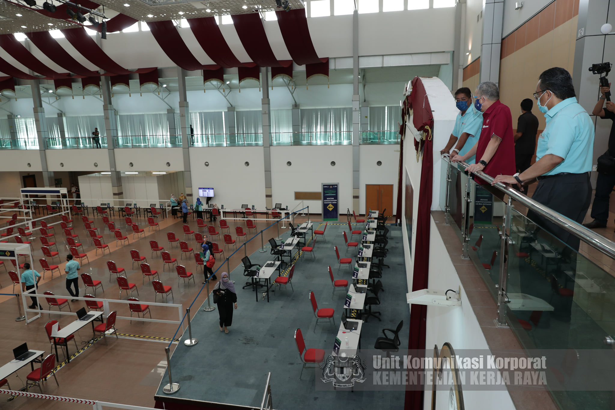  Alternative text  186007803_4295111913861625_3026460829825002745_n.jpg Short description of the image used by screen readers and displayed when the image is not loaded. This is important for accessibility. 188348493_4295112050528278_7826002388748779039_n.jpg 