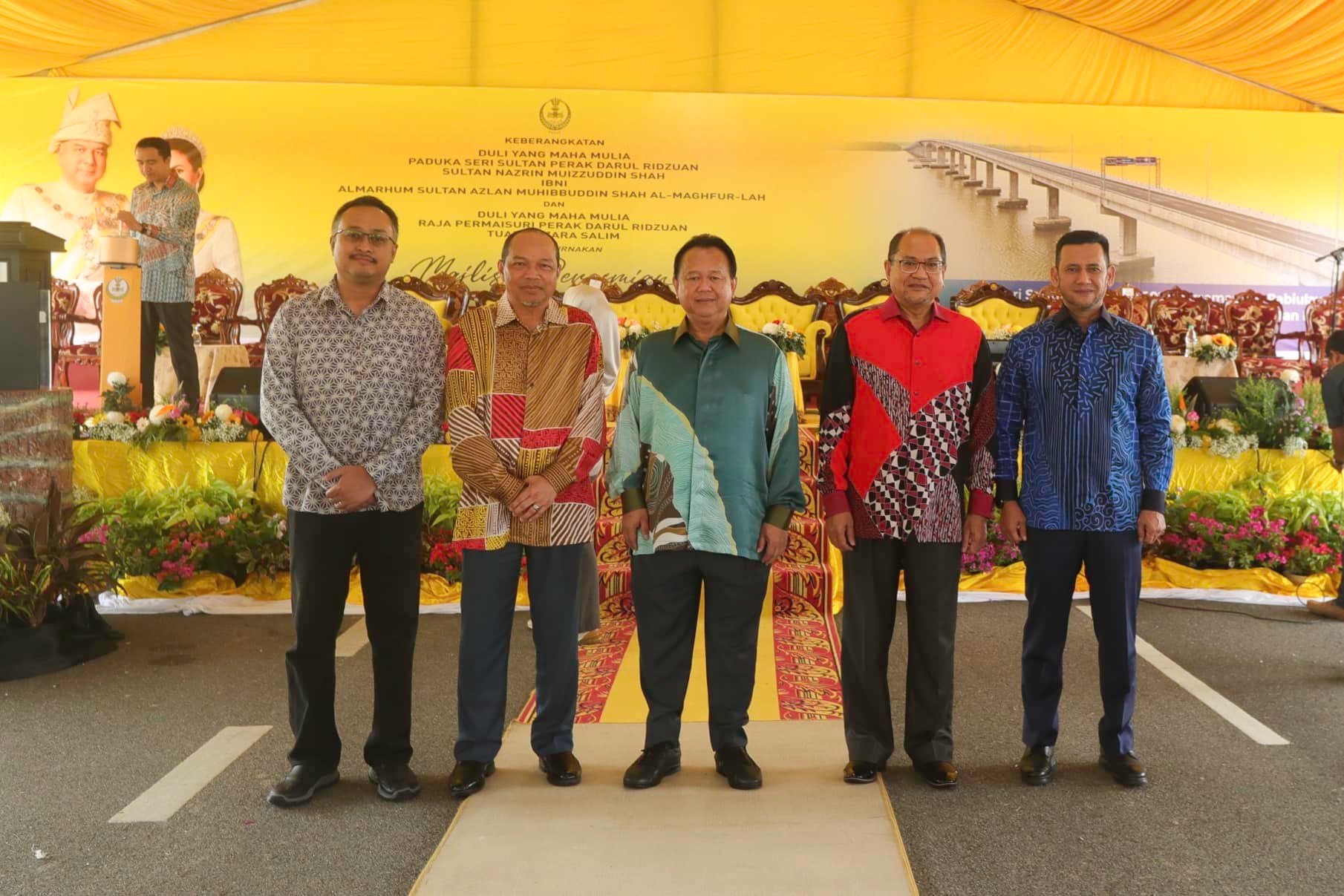 Dymm Paduka Seri Sultan Perak Darul Ridzuan Merasmikan Jambatan Sultan Nazrin Shah, Perak