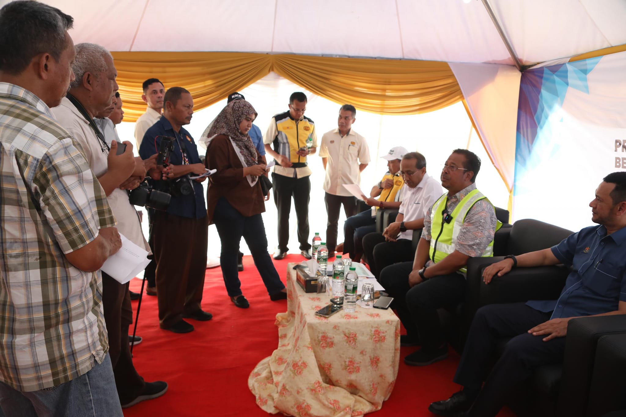 Penyerahan Projek Menaik Taraf Laluan 64 Jalan Benta - Jerantut - Maran Fasa 1 Segmen 7, Pahang