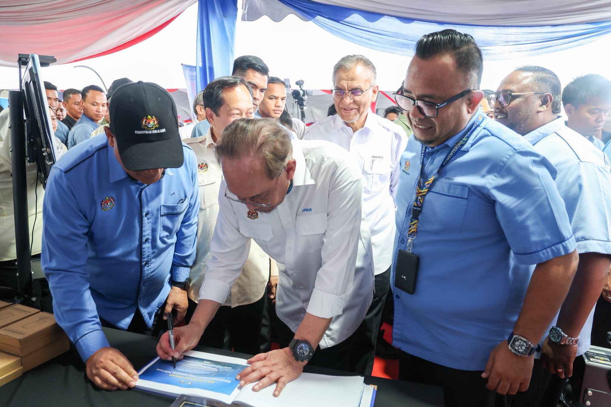 Majlis Pecah Tanah Bangunan Tambahan Hospital Pontian & Karnival Rakyat MADANI