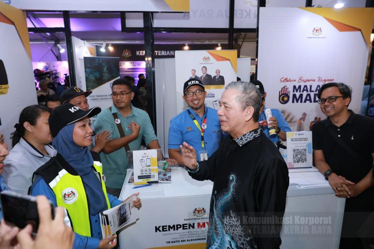 Program Setahun Bersama Kerajaan Madani