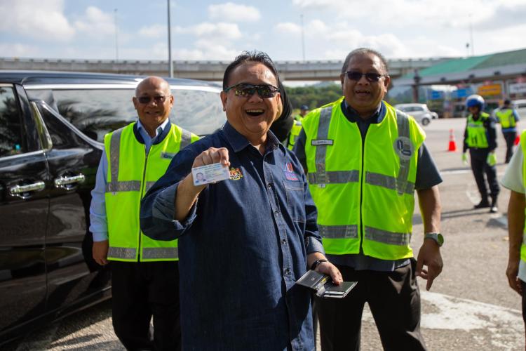 Program Penambahan Tempat Berteduh Penunggang Motosikal di Lebuh Raya