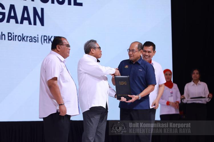 Sambutan 2 Tahun Madani