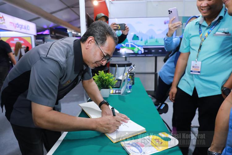 Program Madani Rakyat Sarawakku Sayang